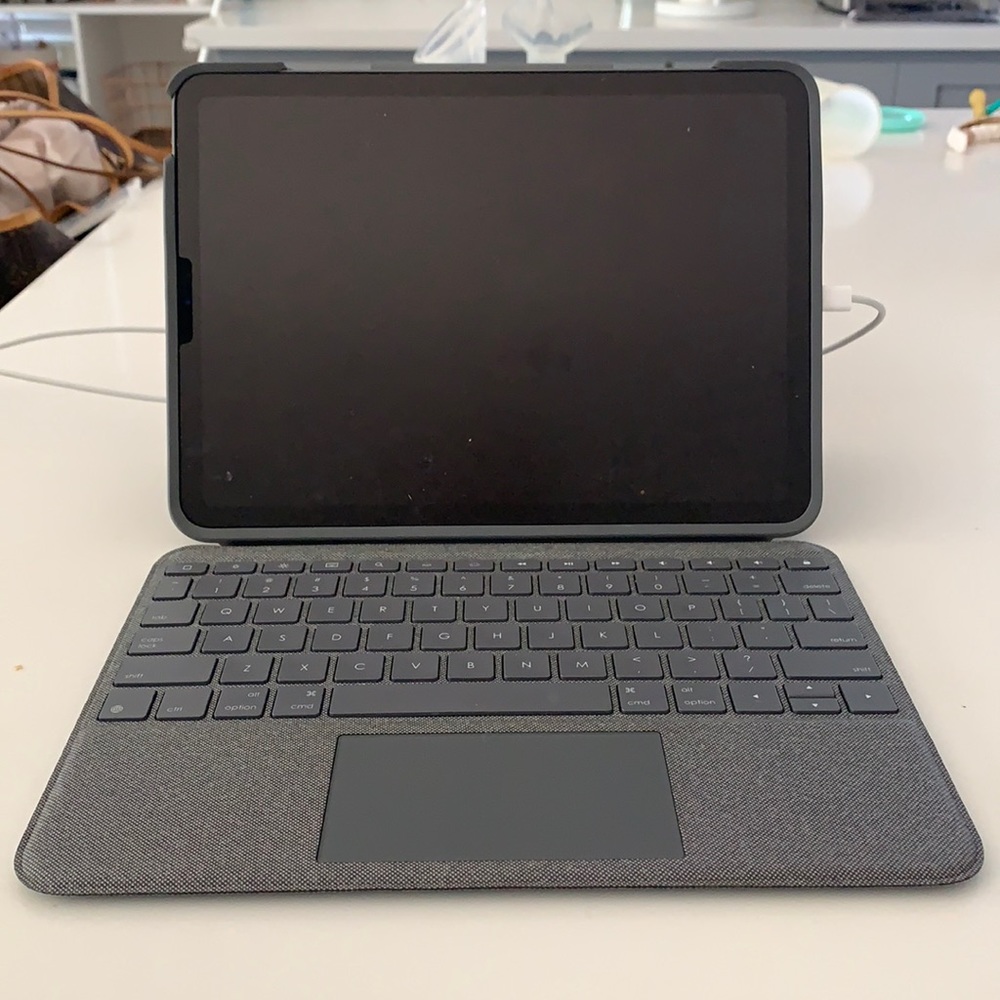 Logitech folio touch like new